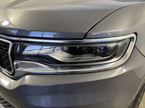 Used 2024 Jeep Wagoneer Series II w/ Flexible Seating Group image 28