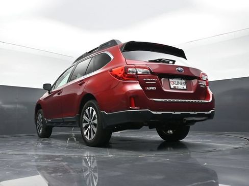 Used 2017 Subaru Outback 2.5i Limited AWD/4WD image 54