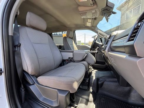 Used 2020 Ford F350 XLT AWD/4WD image 24