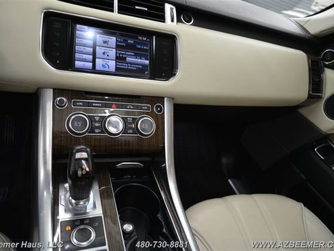 Used 2014 Land Rover Range Rover Sport HSE image 29