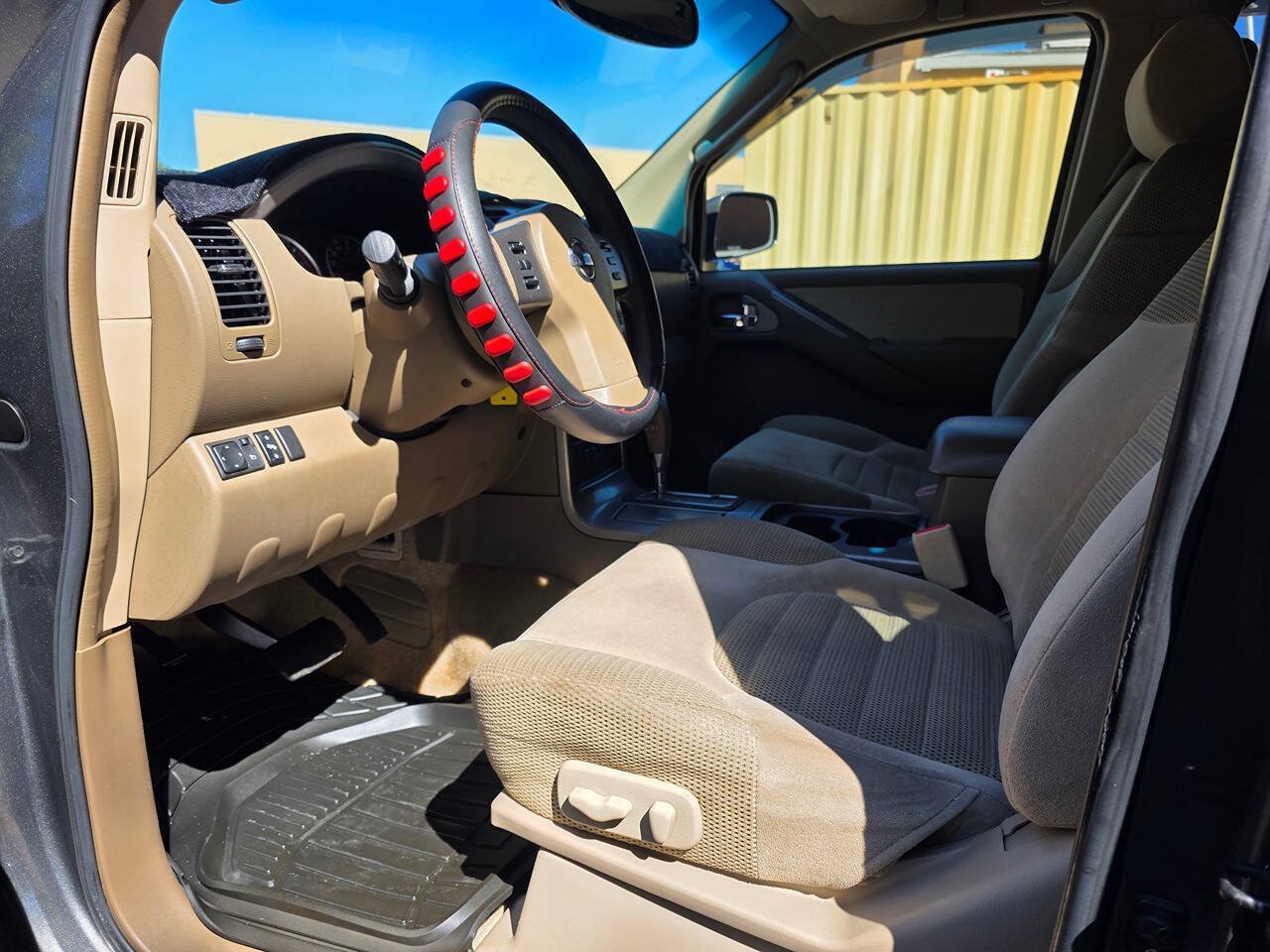 Used 2005 Nissan Pathfinder SE w/ (P01) Se Premium Pkg RWD image 11