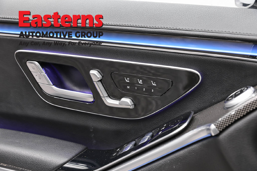 Used 2022 Mercedes-Benz S 500 4MATIC w/ AMG Line Package image 23