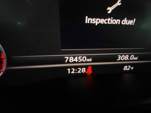 Used 2018 Audi A5 2.0T Premium Plus w/ Premium Plus AWD/4WD image 10