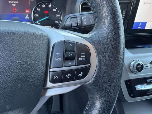 Certified 2022 Ford Explorer XLT w/ Equipment Group 202A image 13