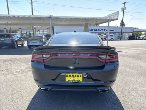 Used 2018 Dodge Charger GT w/ Navigation & Travel Group AWD/4WD image 4