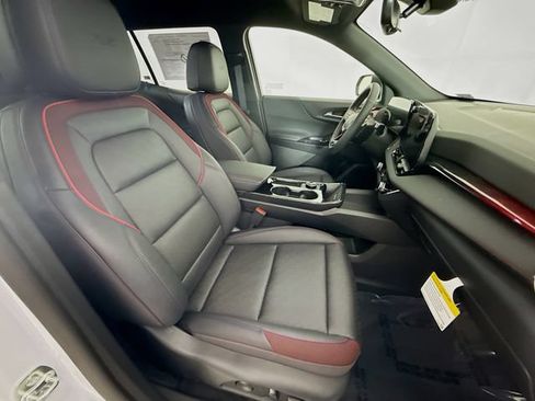 New 2026 Chevrolet Equinox RS w/ Convenience Package III AWD/4WD image 28
