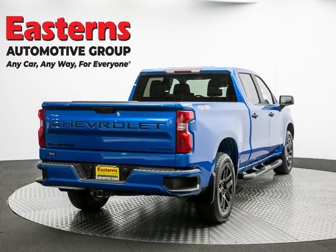 Used 2024 Chevrolet Silverado 1500 Custom w/ LPO, Dark Essentials Package AWD/4WD image 5