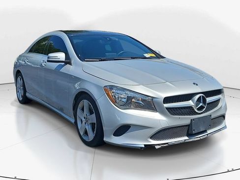 Used 2018 Mercedes-Benz CLA 250 4MATIC image 1