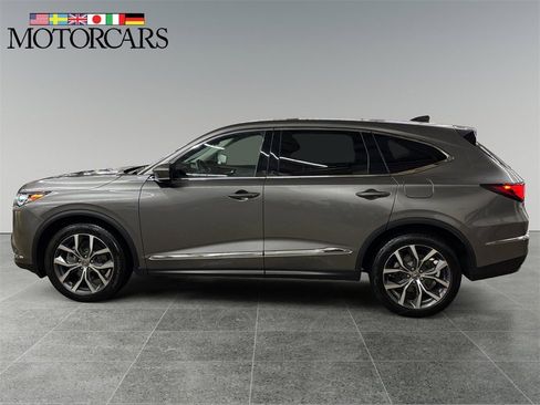 Certified 2023 Acura MDX SH-AWD w/ Technology Package image 6