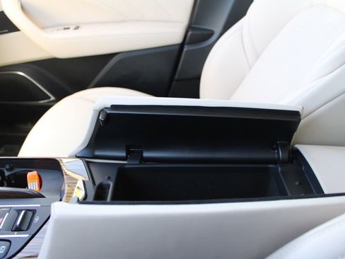 Used 2020 Maserati Levante S GranLusso image 46