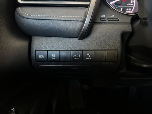 Used 2024 Toyota Camry SE image 24