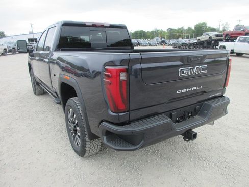 New 2026 GMC Sierra 2500 Denali Ultimate w/ Max Trailering Package AWD/4WD image 9