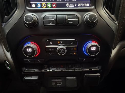 Used 2023 Chevrolet Silverado 2500 LTZ AWD/4WD image 19