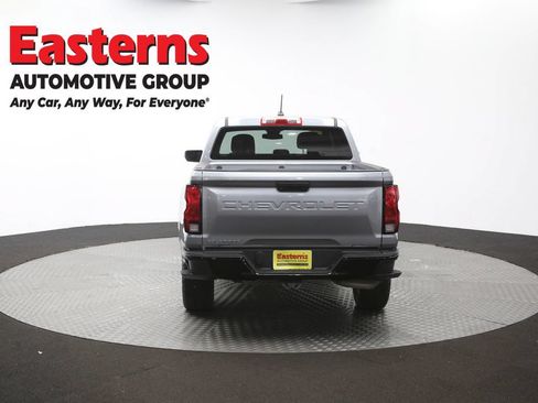Used 2023 Chevrolet Colorado W/T RWD image 30