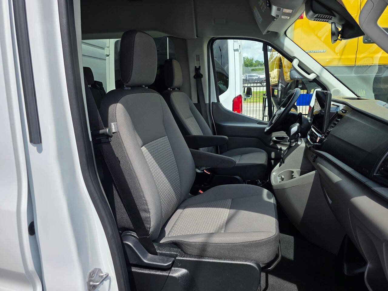 Used 2026 Ford Transit 350 XLT RWD image 10