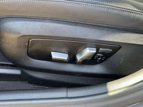 Used 2022 BMW 530i xDrive w/ M Sport Package image 16