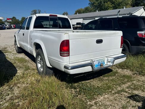 Used 1998 Dodge Dakota Sport image 3