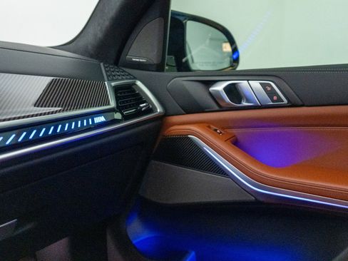 Used 2024 BMW X5 M60i image 33