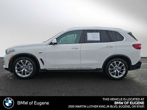 Used 2023 BMW X5 xDrive45e w/ Climate Comfort Package image 6