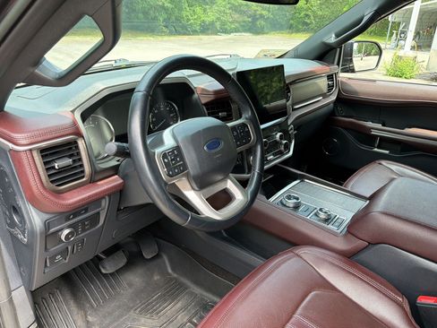 Used 2022 Ford Expedition Max Limited AWD/4WD image 4