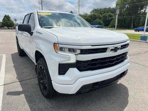 Used 2024 Chevrolet Silverado 1500 RST w/ Protection Package AWD/4WD image 4