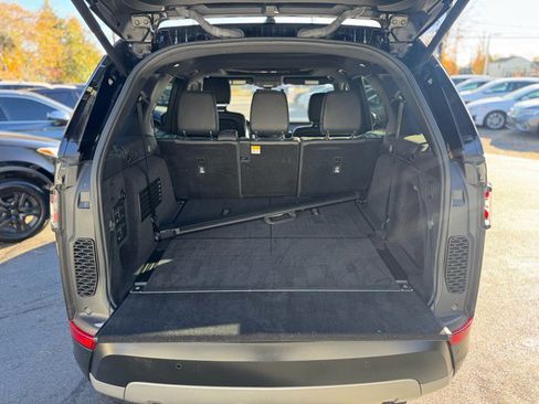 Used 2018 Land Rover Discovery HSE image 7