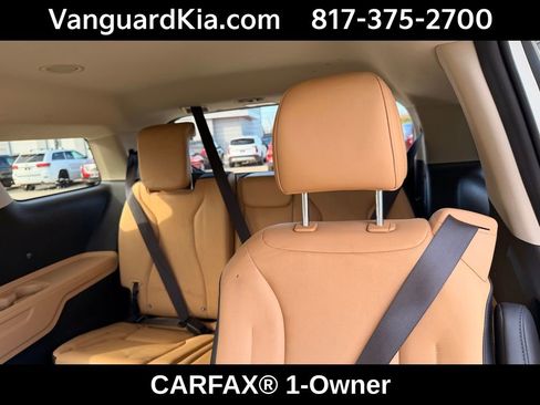Certified 2024 Kia Carnival LX image 24
