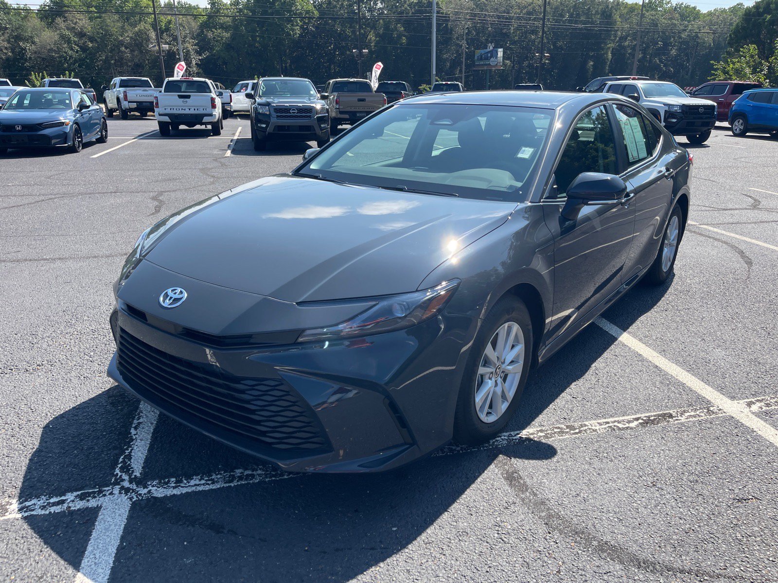 Used 2026 Toyota Camry LE w/ Convenience Package FWD image 3