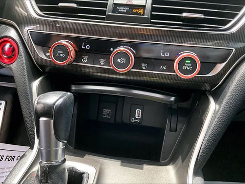 Used 2019 Honda Accord Sport image 36