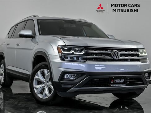 Used 2019 Volkswagen Atlas SE w/ Towing Package FWD image 1