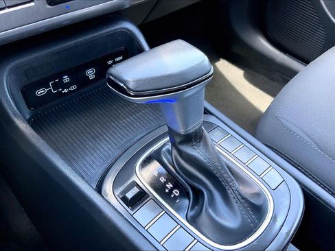 Used 2024 Hyundai Kona SEL AWD/4WD image 35