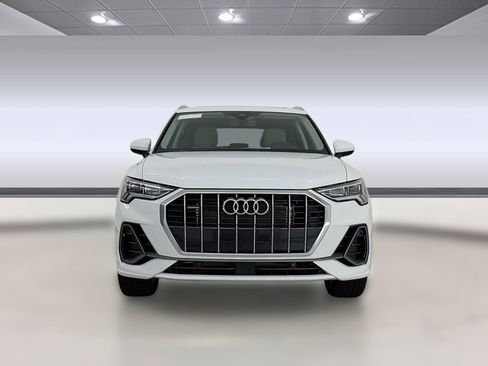Certified 2025 Audi Q3 2.0T Premium w/ Convenience Package AWD/4WD image 6