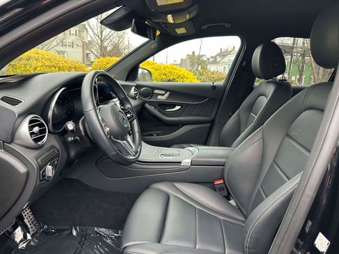 Certified 2022 Mercedes-Benz GLC 300 4MATIC image 16