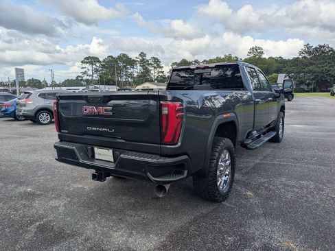 Used 2024 GMC Sierra 2500 Denali w/ Denali Reserve Package AWD/4WD image 5