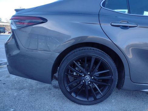 Used 2023 Toyota Camry XSE image 9