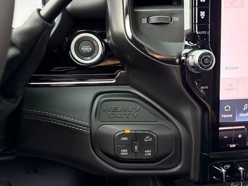 New 2026 RAM 2500 Limited image 22