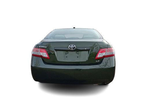 Used 2011 Toyota Camry LE image 5