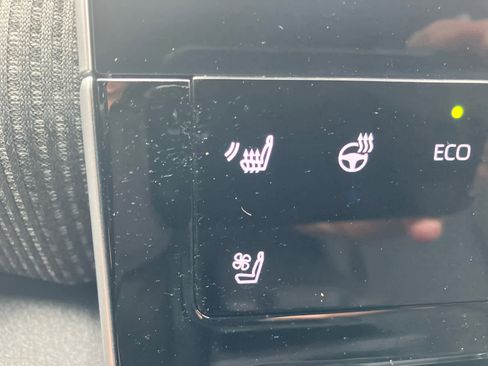 Certified 2024 Toyota bZ4X Limited image 25