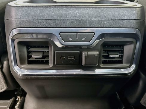Used 2021 GMC Sierra 1500 AT4 w/ AT4 Preferred Package AWD/4WD image 27