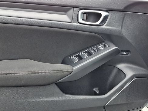 Used 2022 Honda Civic Sport image 12
