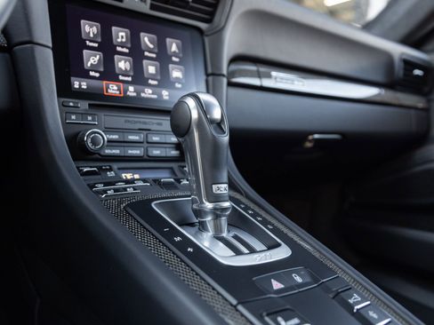 Certified 2018 Porsche 911 Turbo S AWD/4WD image 28