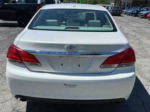 Used 2011 Toyota Avalon Limited FWD image 7