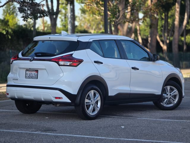 Used 2023 Nissan Kicks S FWD image 7