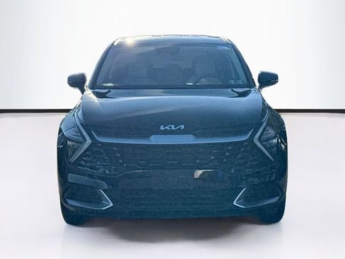 Used 2023 Kia Sportage EX image 2