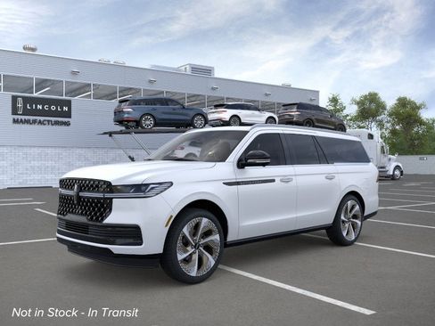 New 2026 Lincoln Navigator L Black Label AWD/4WD image 1