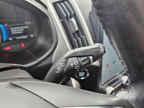 Used 2023 Ford Edge SEL w/ Convenience Package AWD/4WD image 22
