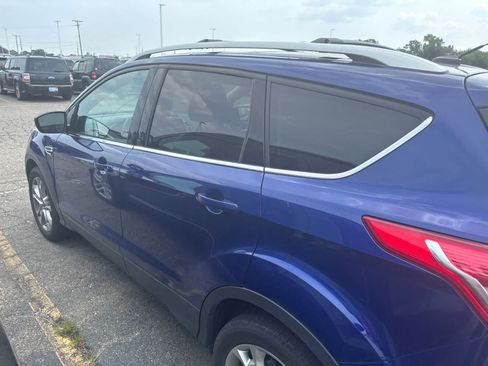 Used 2016 Ford Escape Titanium w/ Equipment Group 301A AWD/4WD image 17