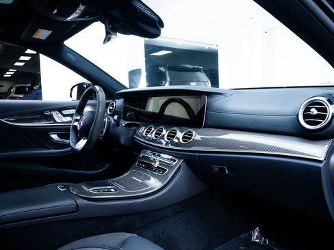 Used 2023 Mercedes-Benz E 63 AMG S image 28