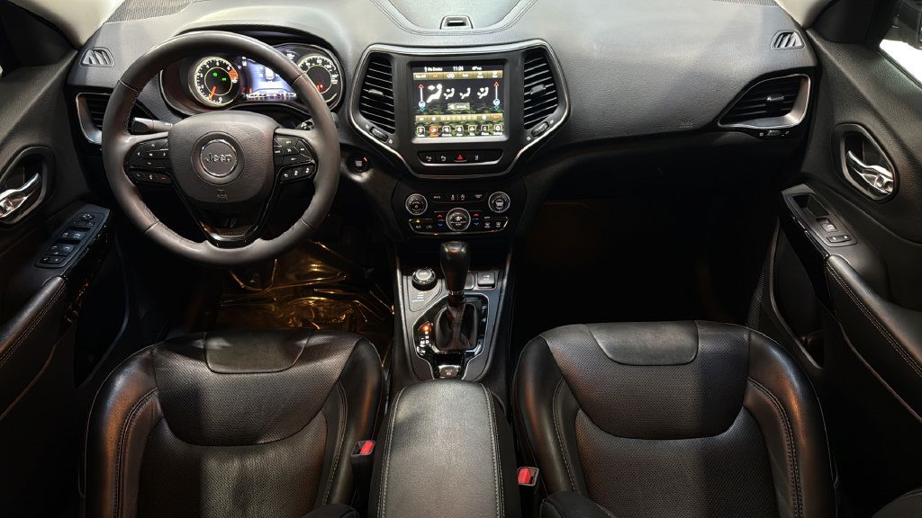 Used 2023 Jeep Cherokee Altitude Lux AWD/4WD image 21