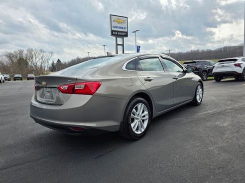 Used 2018 Chevrolet Malibu LT image 4